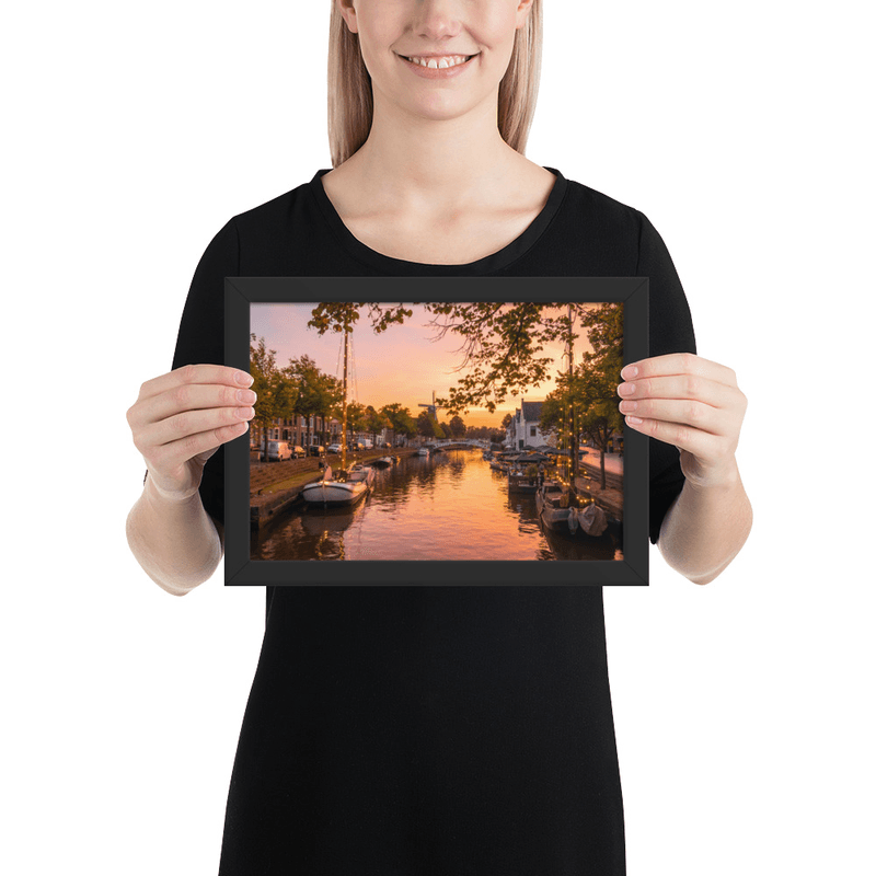 Skutsje in Dokkum bij zonsondergang 2